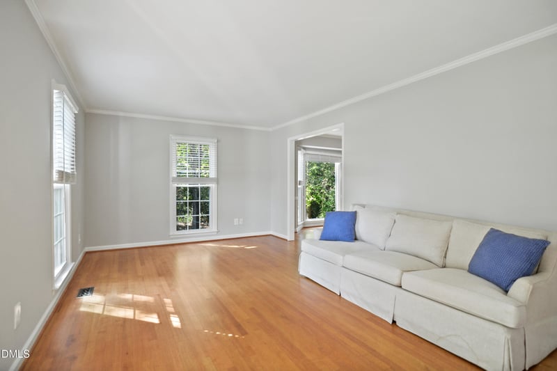 2704 Smokey Ridge Rd, Raleigh, NC 27613