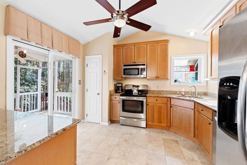 2704 Westhampton Pl, Raleigh, NC 27604