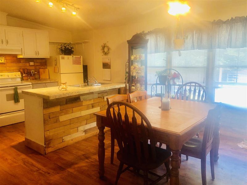 2705 Franks Dr, Raleigh, NC 27610