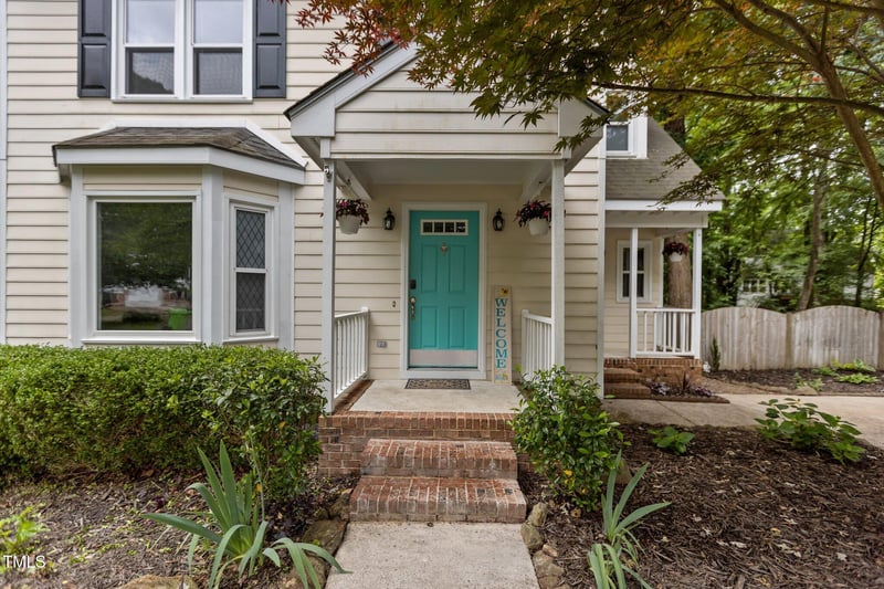 2705 Kempsford Pl, Raleigh, NC 27604