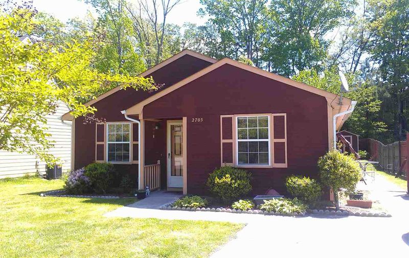 2705 Lexington St, Durham, NC 27705