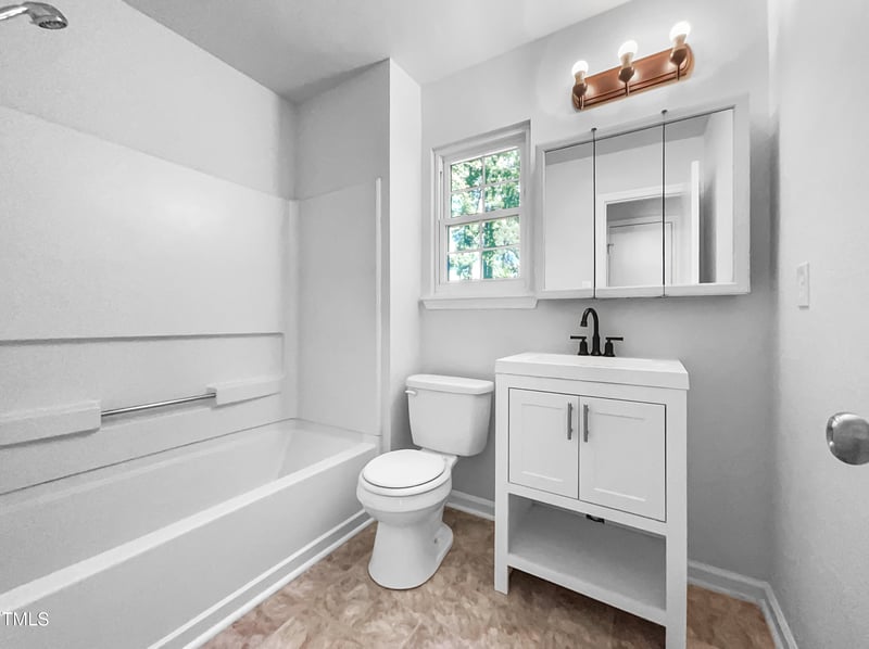 2705 Ramblegate Ln, Durham, NC 27705