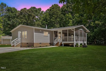 2705 Woodie Dr, Wendell, NC 27591