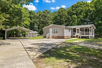 2705 Woodie Dr, Wendell, NC 27591