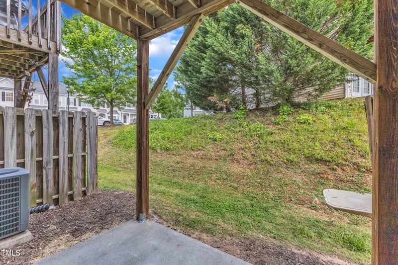 2705 Wyntercrest Ln, Durham, NC 27713