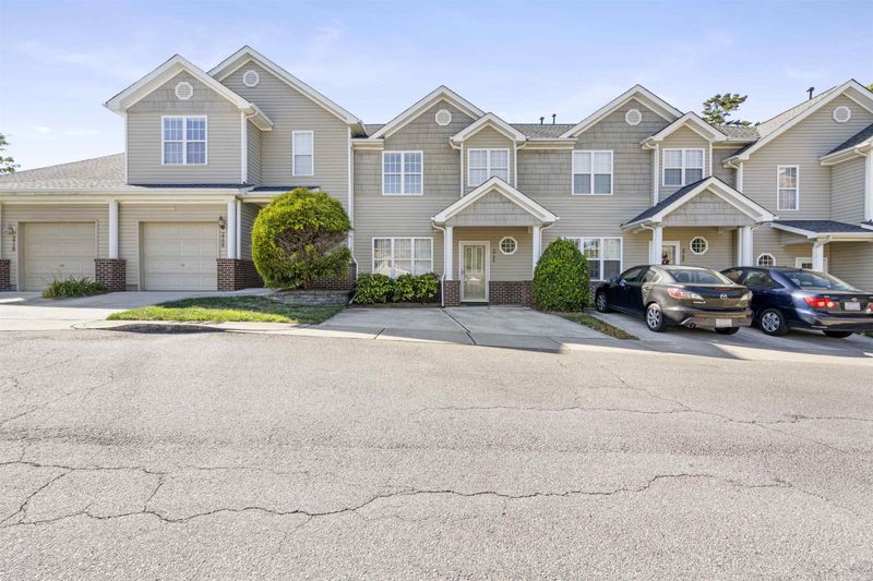 2706 Andover Glen Rd, Raleigh, NC 27604