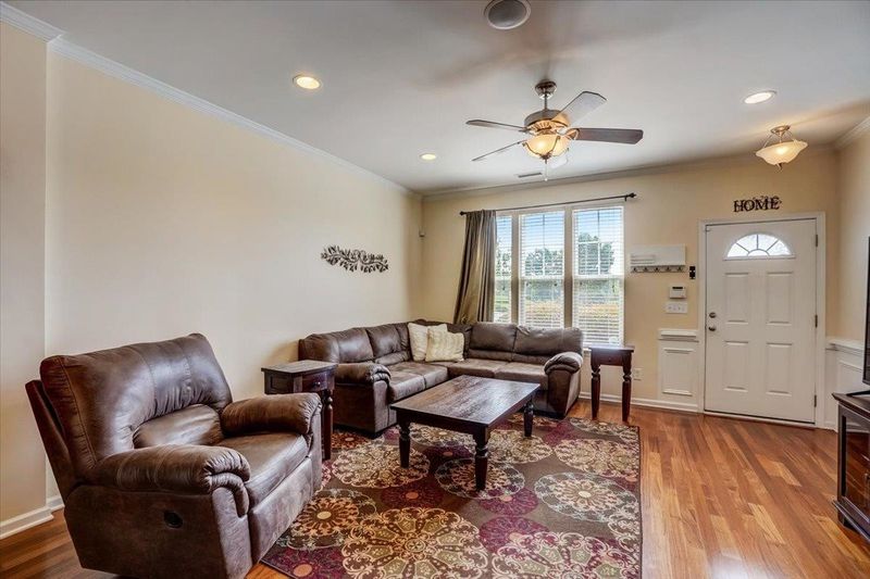 2706 Chilton Pl, Raleigh, NC 27616