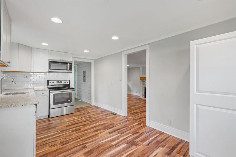 2706 Dearborn Dr, Durham, NC 27704
