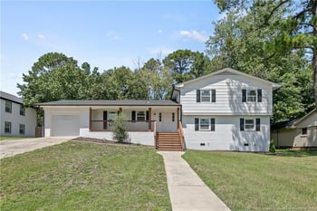 2706 Fordham Dr, Fayetteville, NC 28304