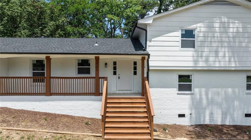 2706 Fordham Dr, Fayetteville, NC 28304