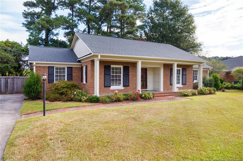 2706 Huntington Rd, Fayetteville, NC 28303
