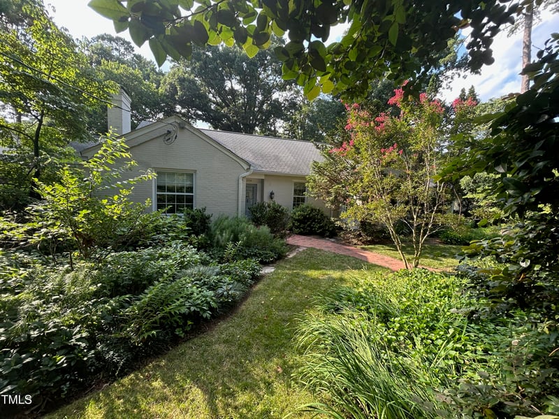 2706 Stuart Dr, Durham, NC 27707