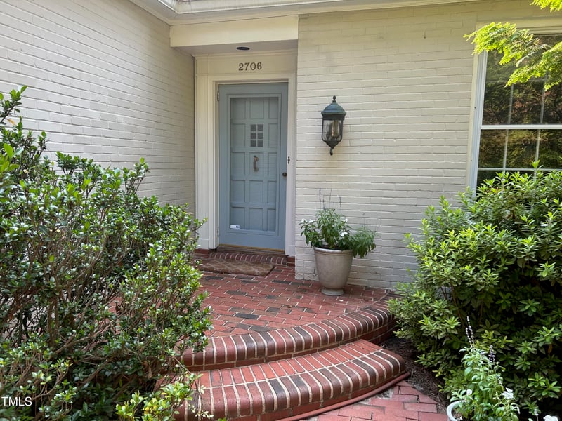 2706 Stuart Dr, Durham, NC 27707