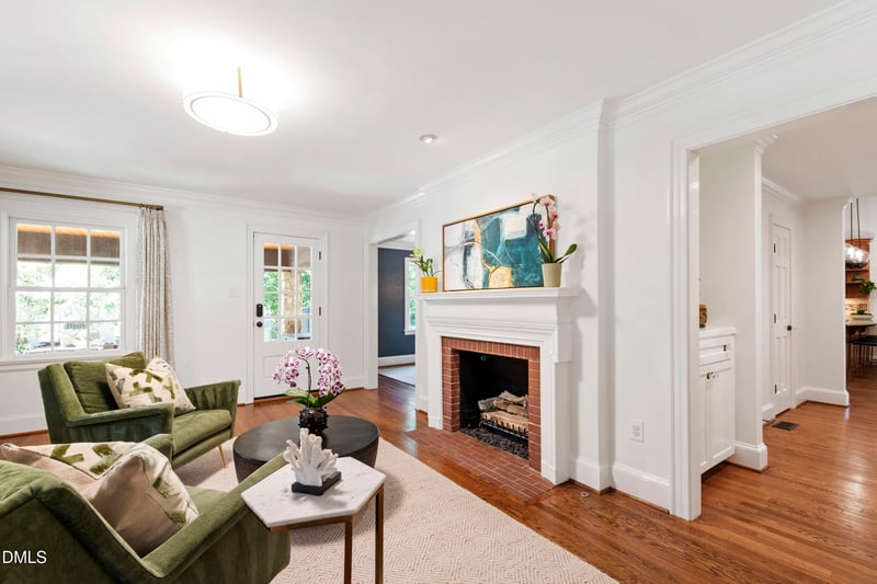 2707 Anderson Dr, Raleigh, NC 27608