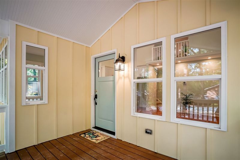 2707 Ashley St, Durham, NC 27704