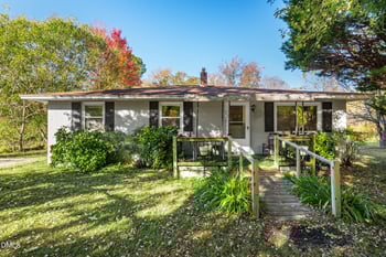 2707 Moorefields Rd, Hillsborough, NC 27278