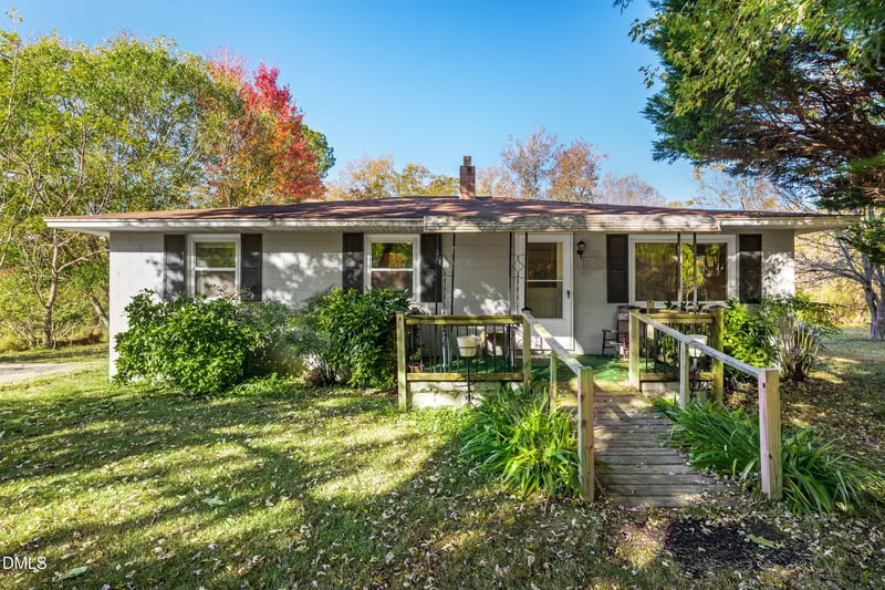 2707 Moorefields Rd, Hillsborough, NC 27278
