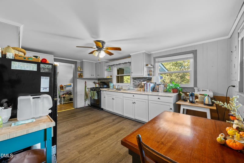 2707 Moorefields Rd, Hillsborough, NC 27278