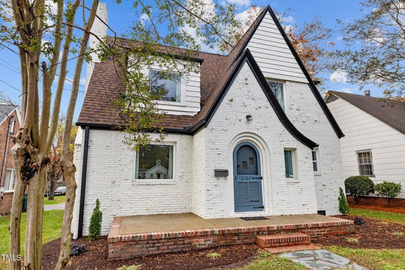 2707 N Roxboro Rd, Durham, NC 27704