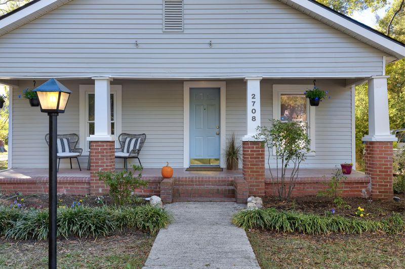 2708 Ashe St, Durham, NC 27703
