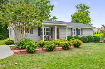 2708 Cambridge Rd, Burlington, NC 27215