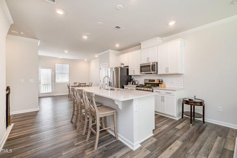 2708 Chert Ln, Raleigh, NC 27610