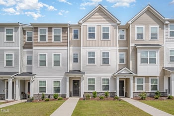 2708 Chert Ln, Raleigh, NC 27610