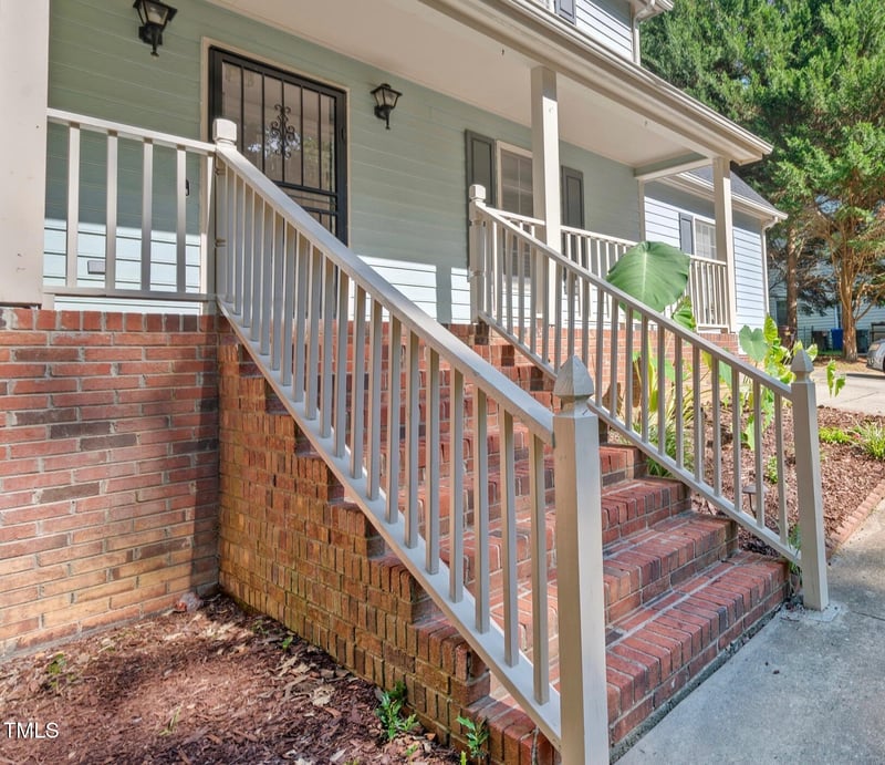 2708 Ferrand Dr, Durham, NC 27705