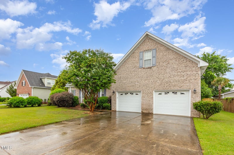 2708 Franciscan Dr, Fayetteville, NC 28306