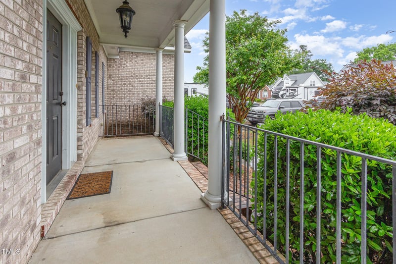 2708 Franciscan Dr, Fayetteville, NC 28306