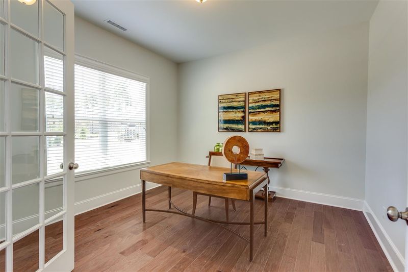2708 Hayes Hill Pl #110, Cary, NC 27519