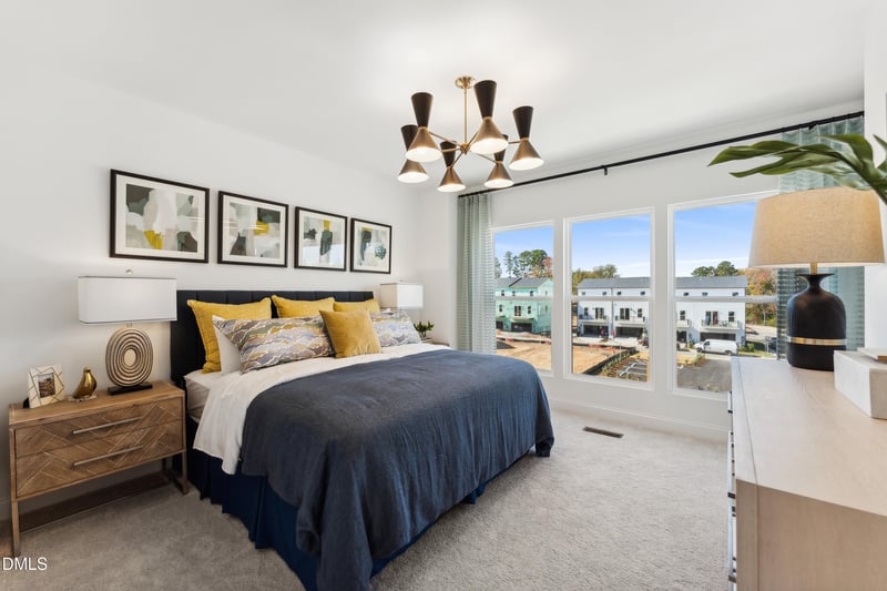 2708 Kempthorne Rd, Cary, NC 27519