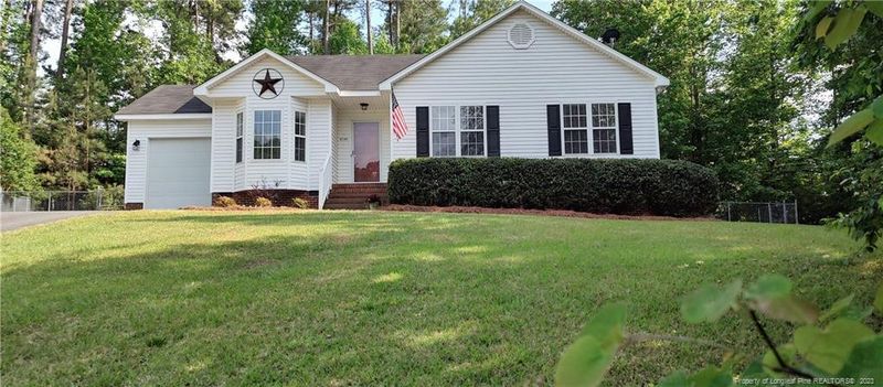 2708 Millstone Ct, Sanford, NC 27330