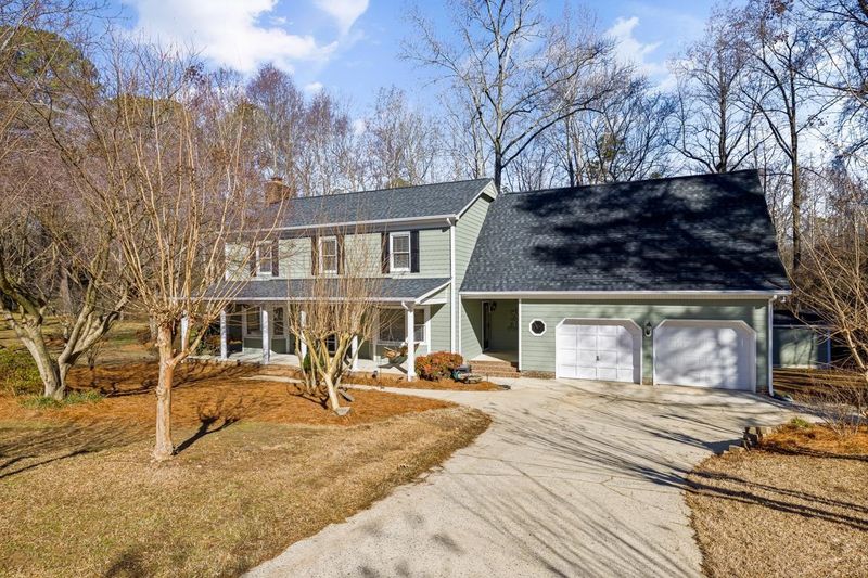 2708 Panther Dr, Raleigh, NC 27603