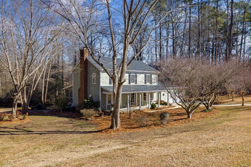 2708 Panther Dr, Raleigh, NC 27603