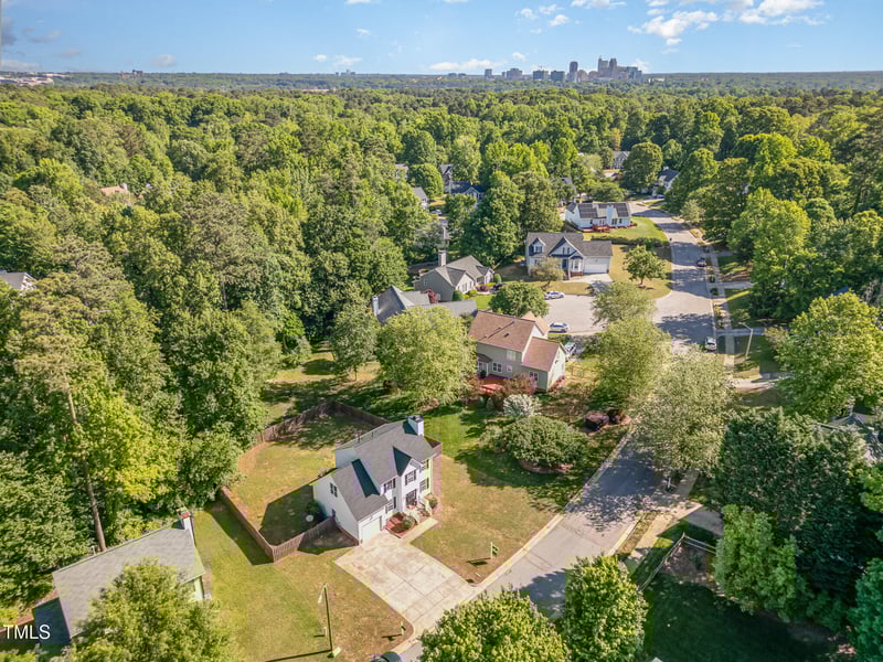 2708 Tryon Pines Dr, Raleigh, NC 27603