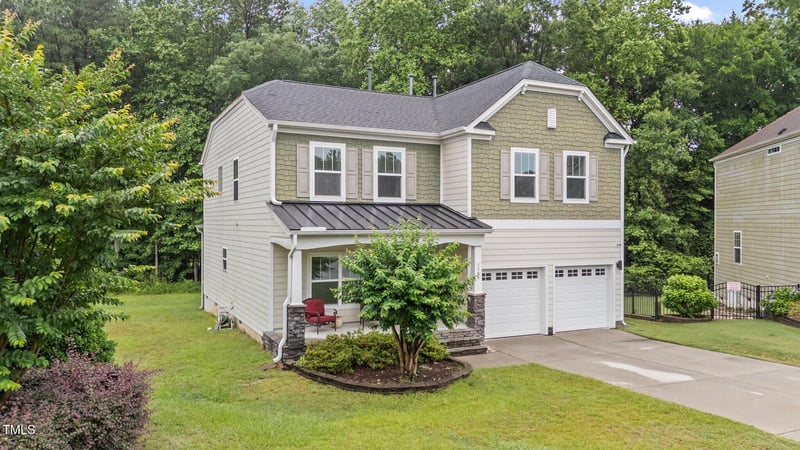 2709 Banks Lake Ct, Fuquay Varina, NC 27526