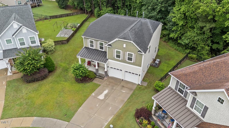 2709 Banks Lake Ct, Fuquay Varina, NC 27526