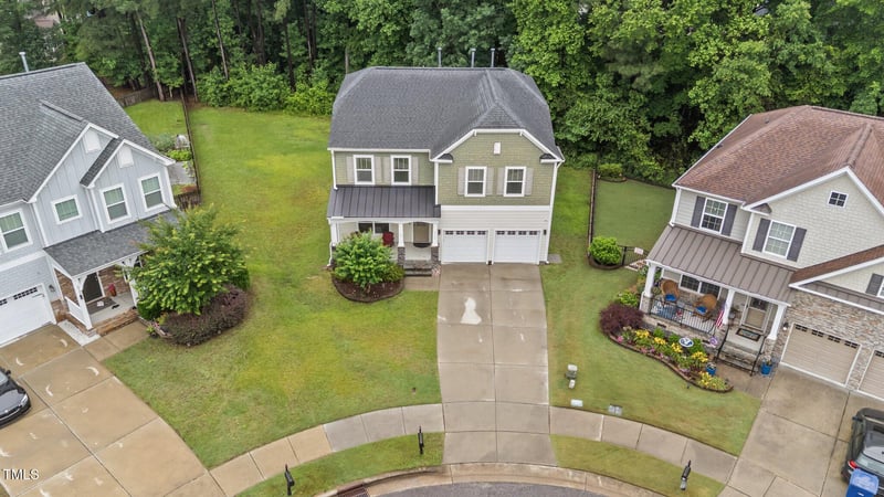 2709 Banks Lake Ct, Fuquay Varina, NC 27526