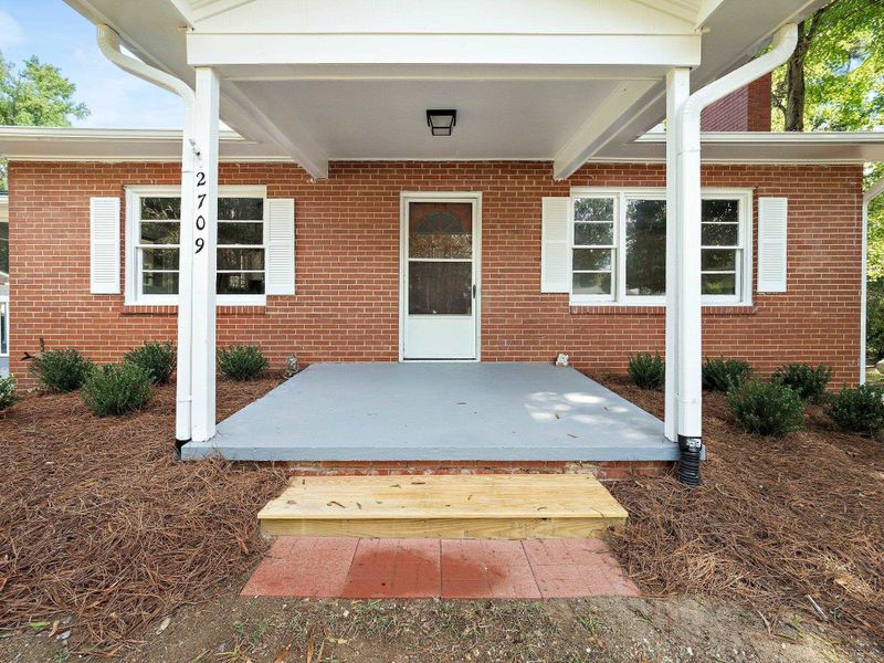 2709 Campbell Rd, Raleigh, NC 27606