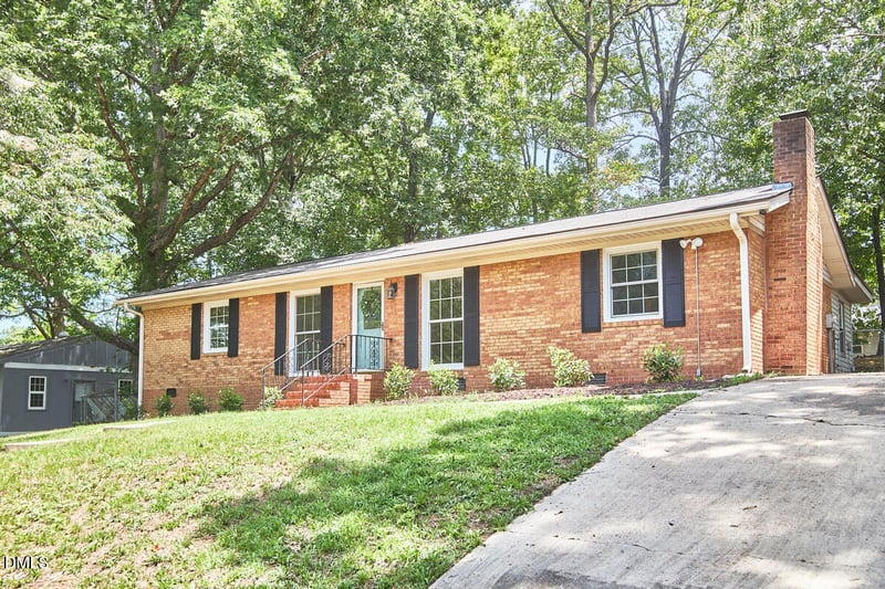 2709 Evers Dr, Raleigh, NC 27610