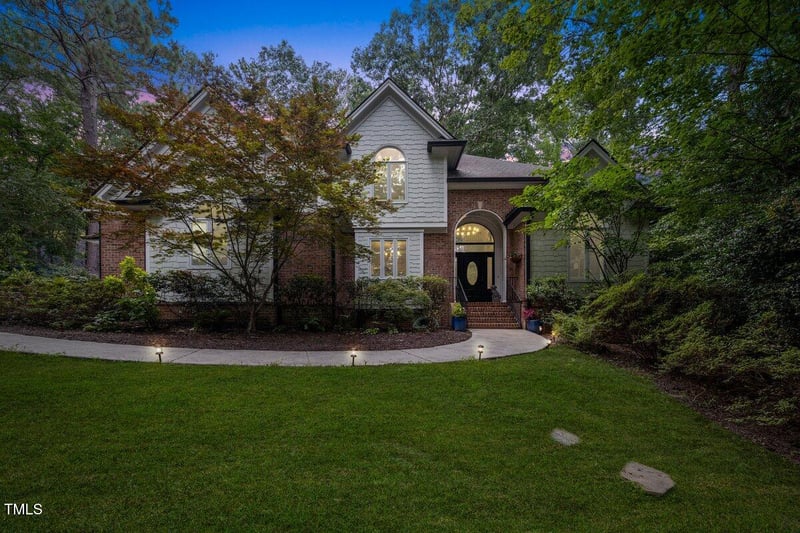 2709 Glassman Ln, Raleigh, NC 27606