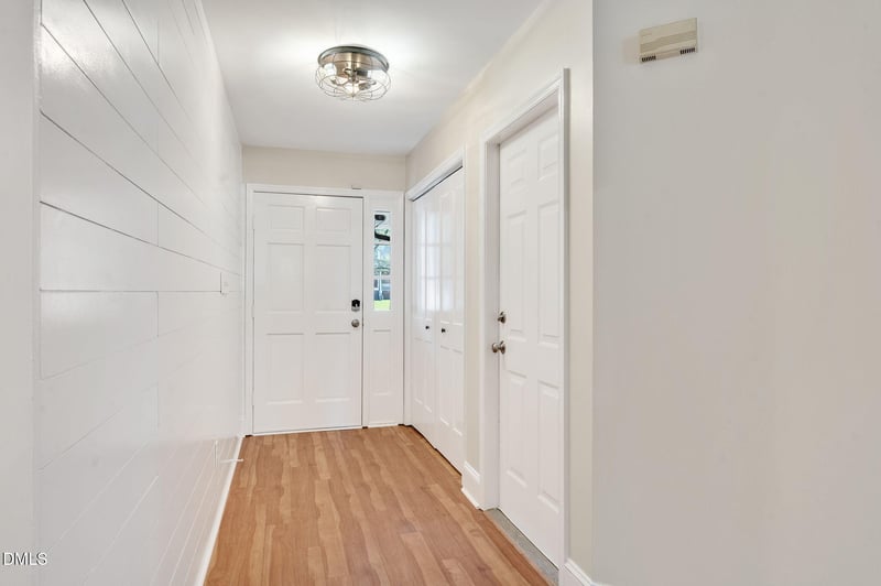 2709 Heathersmith Ct, Raleigh, NC 27604