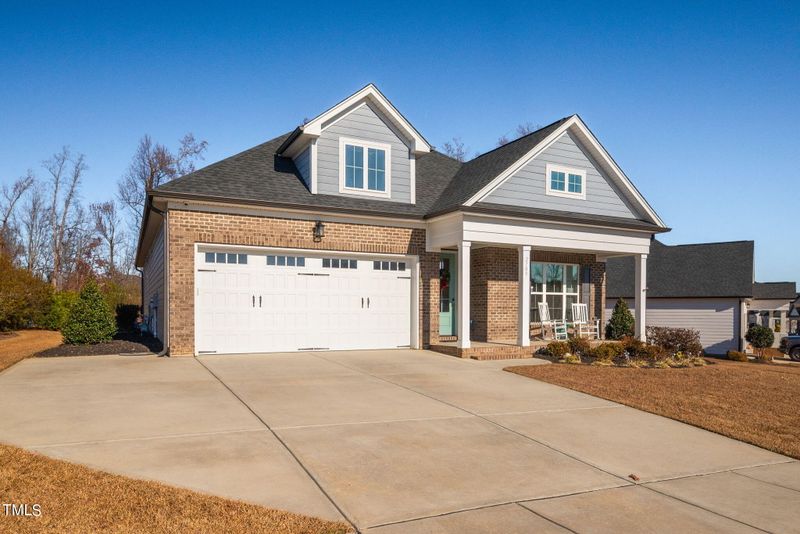 2709 Meadow Bluffs Way, Fuquay Varina, NC 27526