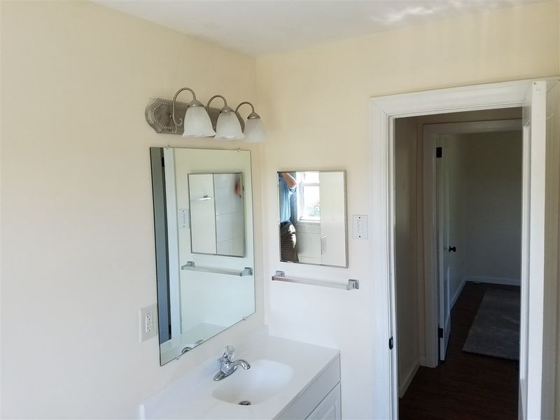 2709 Newbold St, Raleigh, NC 27603