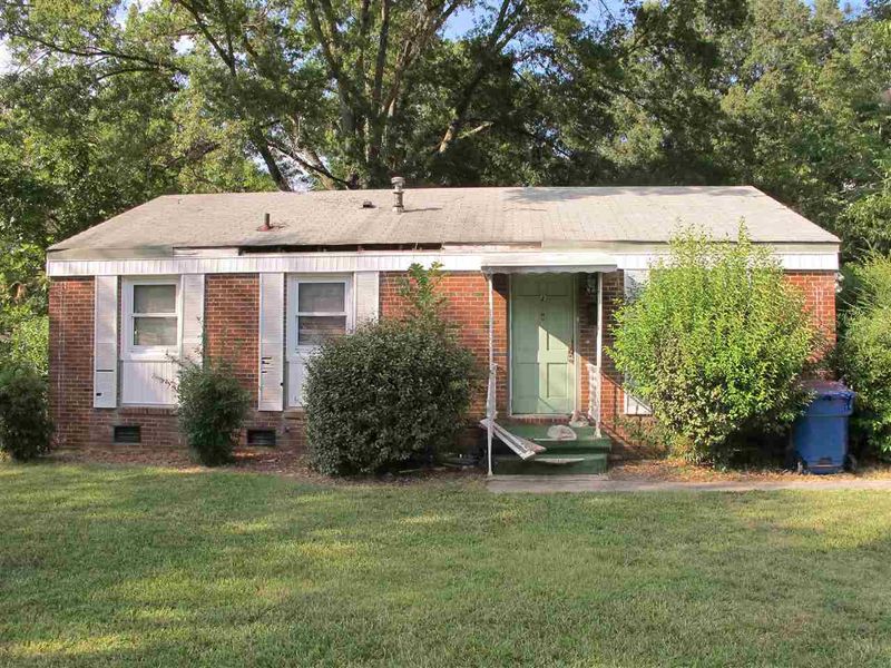 2709 Owen St, Durham, NC 27707