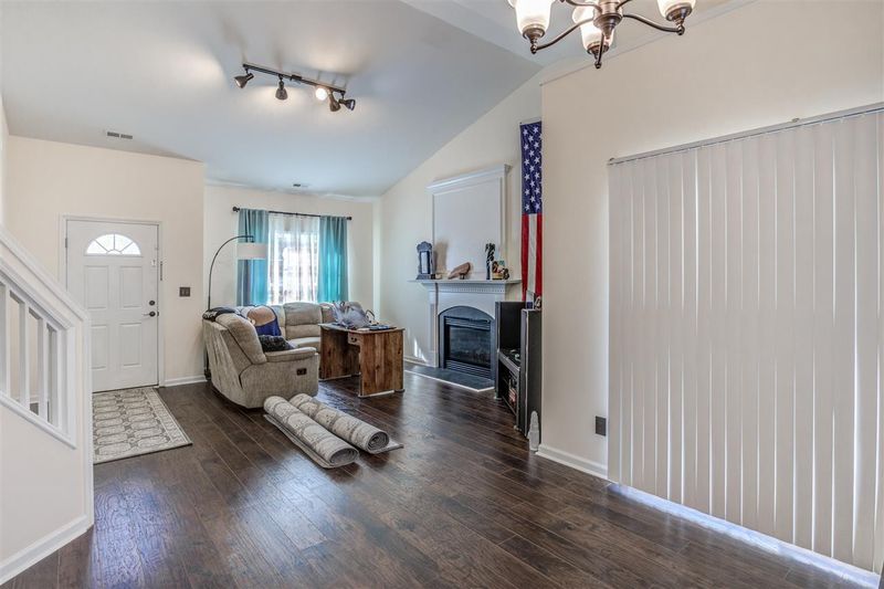 2709 Red Ruby Ln, Raleigh, NC 27610