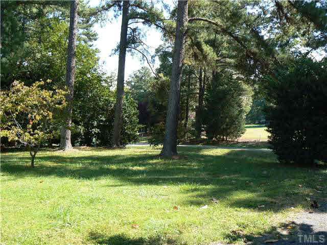 2709 Umstead Rd, Durham, NC 27712