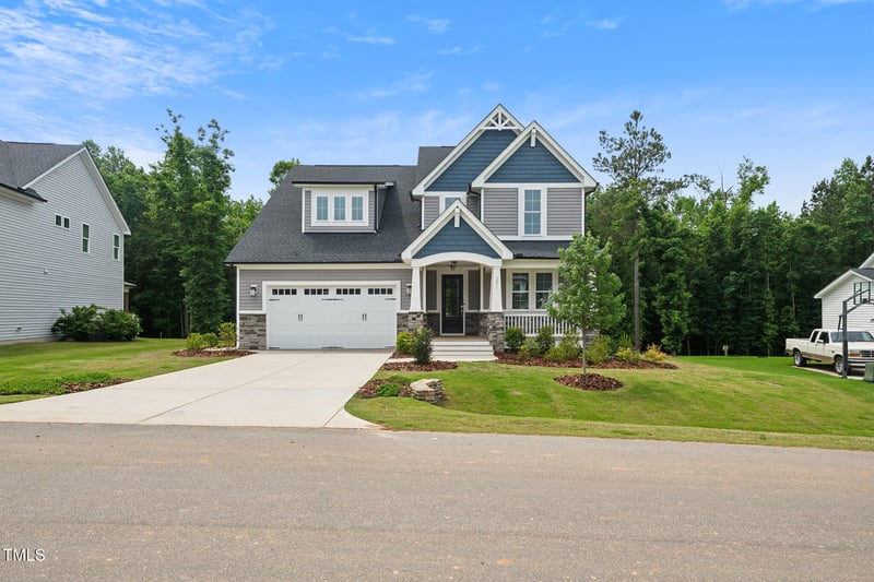 271 Amber Oak Dr, Selma, NC 27576