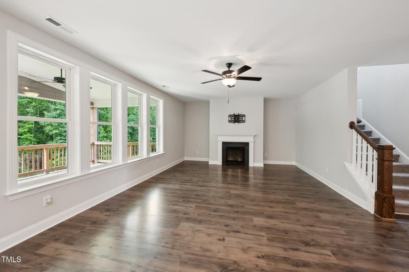 271 Amber Oak Dr, Selma, NC 27576